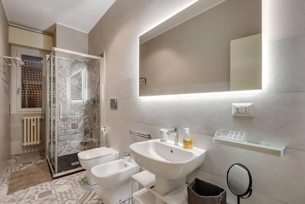 Easylife - Cozy & Comfy Apt In Design District ميلان شقة